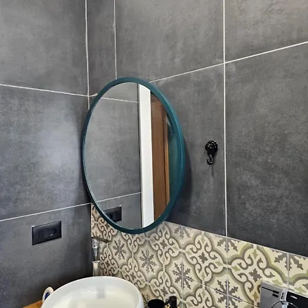 Appartamento Drion With View Pogradec